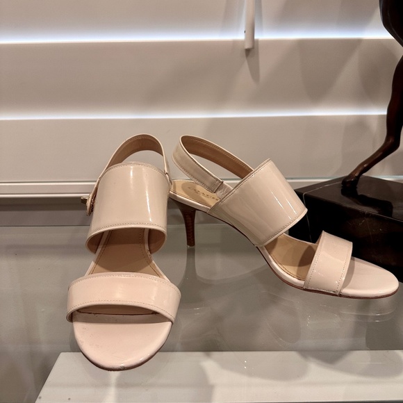 COACH Patent Leather Sandals in Cream White with Gold Buckle - Picture 3 of 6